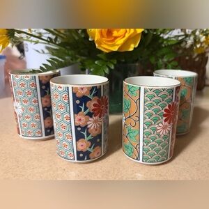 Vintage  Japanese Porcelain Set of Four Tumblers w/ Arita “Imari Fan” Pattern